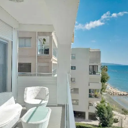 Luxury Front Flat Kyma 3